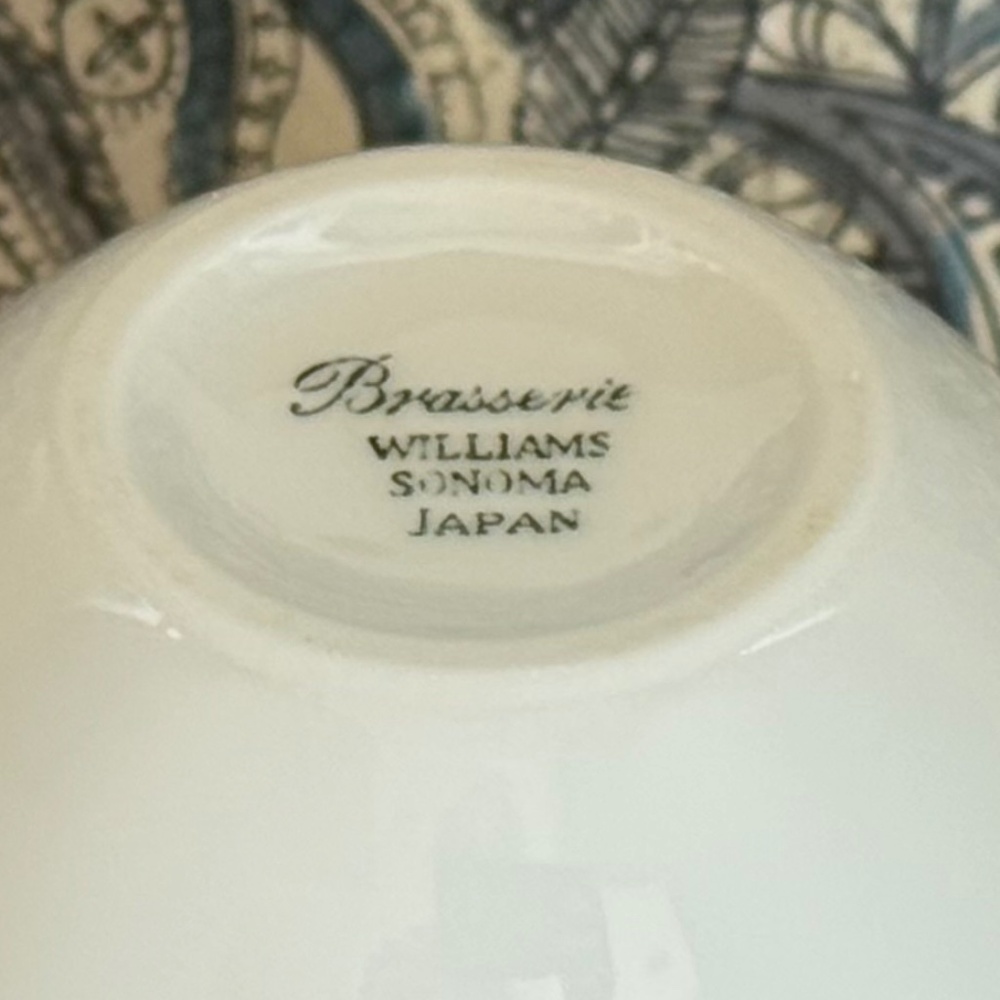 VINTAGE WILLIAMS SONOMA Brasserie Blue White Cup & Saucer - Picture 8 of 11